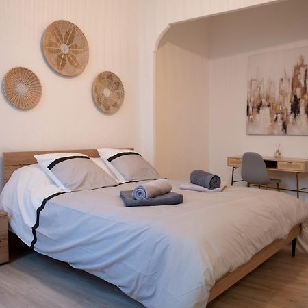 Logement De Charme En Plein Coeur D'Avinhão Exterior foto