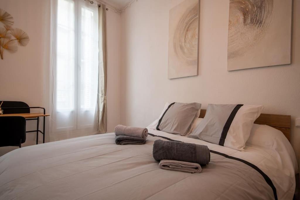 Logement De Charme En Plein Coeur D'Avinhão Exterior foto