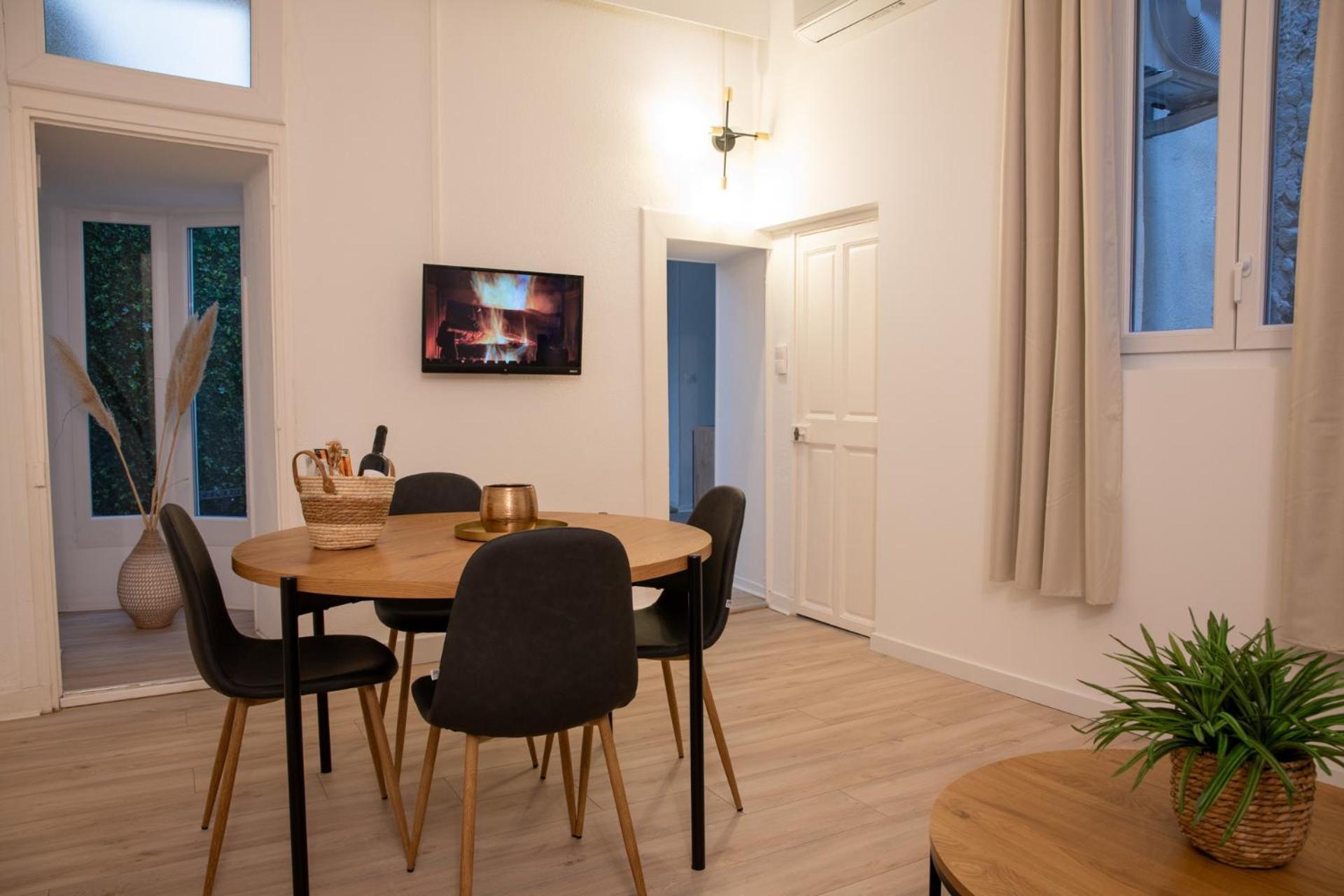 Logement De Charme En Plein Coeur D'Avinhão Exterior foto